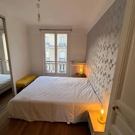 Vue Tour Effiel 6p *