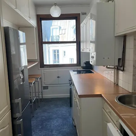 Vue Tour Effiel 6p Apartment *